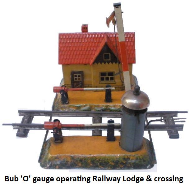 Bub '0' gauge operating Railway Lodge with crossing gates, bell and semaphore